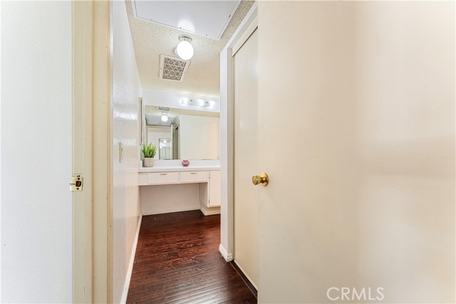 Detail Gallery Image 17 of 26 For 1620 Neil Armstrong St #206,  Montebello,  CA 90640 - 2 Beds | 2 Baths