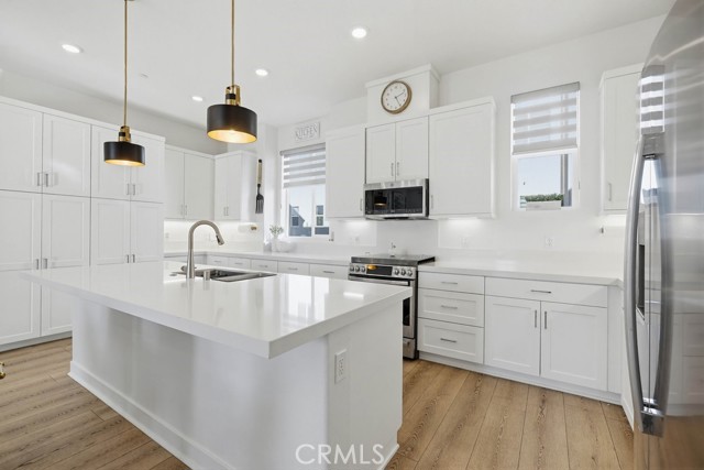 Detail Gallery Image 10 of 29 For 104 Restore, Irvine,  CA 92618 - 2 Beds | 2/1 Baths