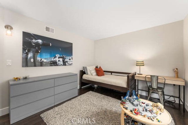 3650 Claremore Avenue, Long Beach CA: https://media.crmls.org/medias/ecc048af-2a22-4e41-8775-3b9e5a5398a5.jpg