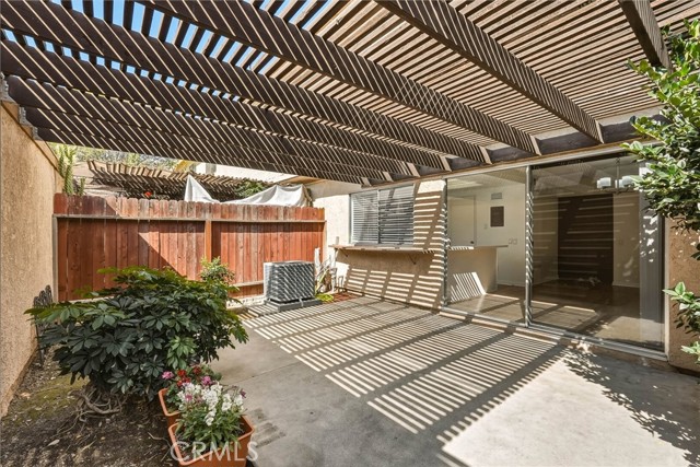 Detail Gallery Image 42 of 62 For 20120 Runnymede St #17,  Winnetka,  CA 91306 - 3 Beds | 2/1 Baths
