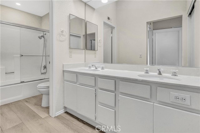 Detail Gallery Image 16 of 40 For 13596 Sweetshade, Tustin,  CA 92782 - 3 Beds | 2/1 Baths