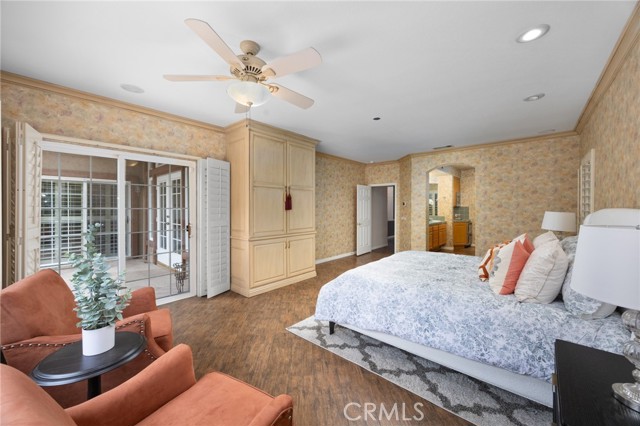 5675 W Overlook Drive, Rancho Cucamonga CA: https://media.crmls.org/medias/ecc0f1a5-e155-4389-a33e-a9d1db487059.jpg