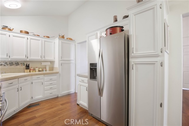 Detail Gallery Image 13 of 30 For 521 Bermuda Dr, Hemet,  CA 92543 - 2 Beds | 2 Baths