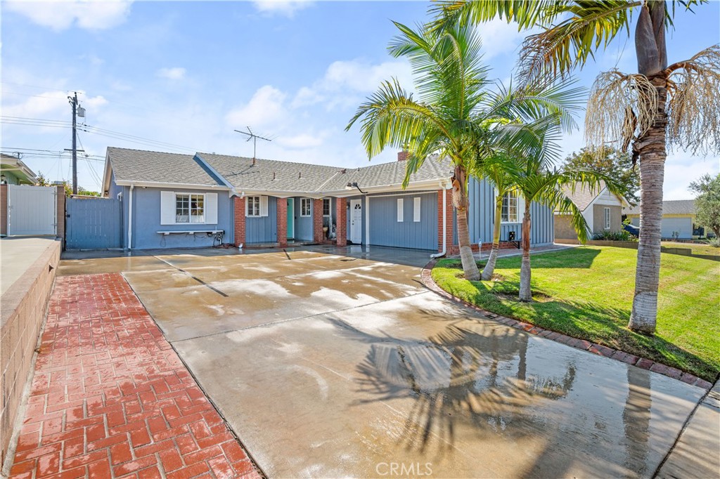 12828 Breezewood Drive