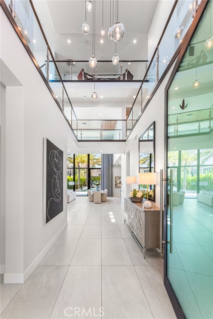 61 Hartman, Irvine CA: https://media.crmls.org/medias/ecc161f3-c242-459b-b595-d9d259dd8e99.jpg