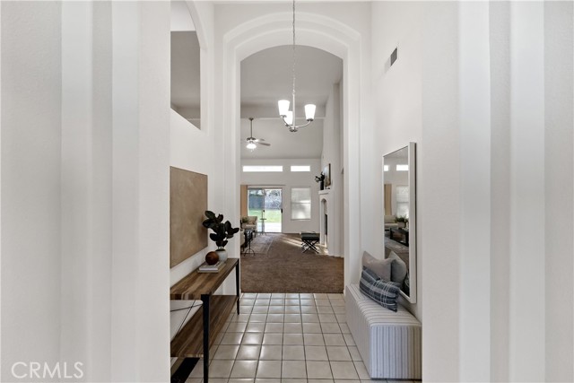 Detail Gallery Image 2 of 27 For 8847 N Woodrow, Fresno,  CA 93720 - 5 Beds | 3/1 Baths