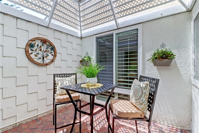 Detail Gallery Image 9 of 51 For 30 Calle Aragon #D,  Laguna Woods,  CA 92637 - 2 Beds | 1 Baths