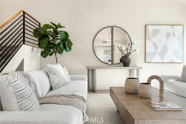 11 Thunder Trail, Irvine CA: https://media.crmls.org/medias/ecc182ff-fc78-4042-b195-8f8867bfc1eb.jpg