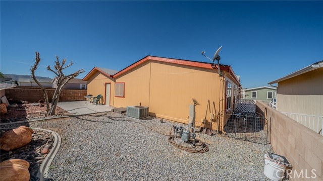 Detail Gallery Image 37 of 56 For 22241 Nisqually #74,  Apple Valley,  CA 92308 - 4 Beds | 2 Baths