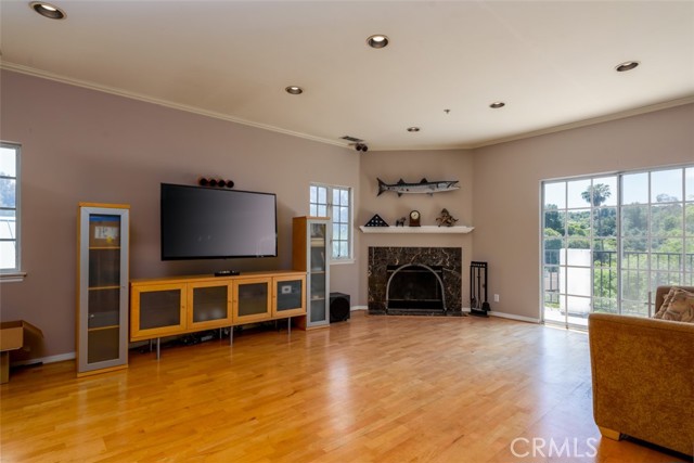 Detail Gallery Image 7 of 38 For 1515 Indiana Ave, South Pasadena,  CA 91030 - 5 Beds | 3/1 Baths