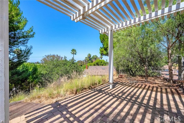 Detail Gallery Image 28 of 34 For 4 Bridlewood Cir, Rolling Hills Estates,  CA 90274 - 3 Beds | 2/1 Baths