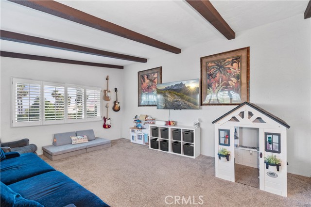 2485 San Mateo Drive, Upland CA: https://media.crmls.org/medias/ecc2ab6d-9870-40eb-8c71-87d9d23945b4.jpg