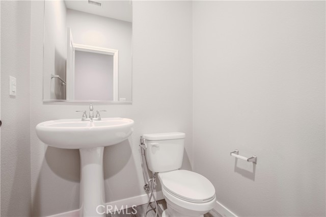 Detail Gallery Image 31 of 56 For 34899 Windwood Glen Ln, Murrieta,  CA 92563 - 4 Beds | 2/1 Baths