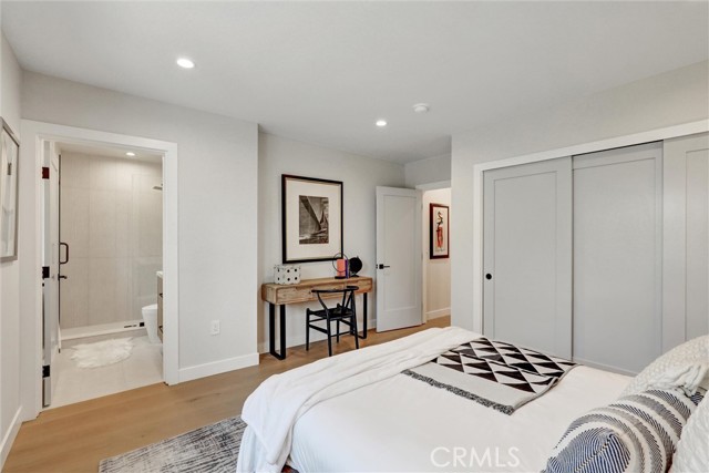 Detail Gallery Image 22 of 39 For 6451 Firebrand St, Los Angeles,  CA 90045 - 4 Beds | 3/1 Baths