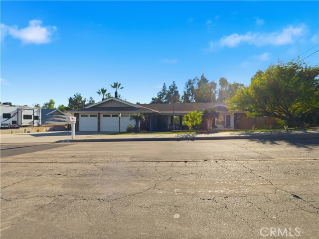 Front Image Thumbnail for CRIV25238214