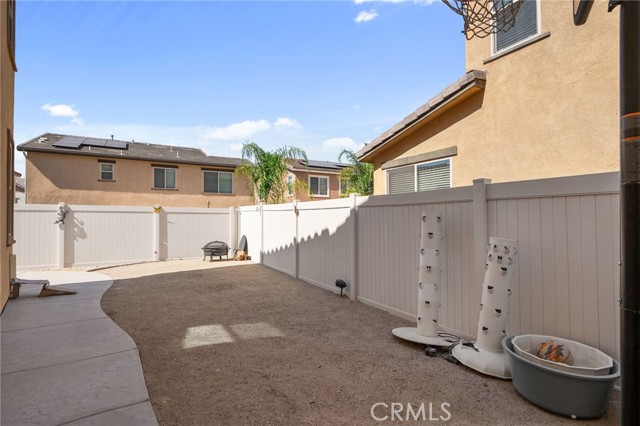 24206 Dandelion Court, Lake Elsinore CA: https://media.crmls.org/medias/ecc444fb-ada6-4c34-b35b-9c82c1085c5d.jpg