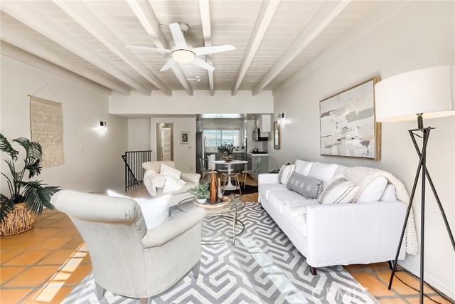 2217 Curtis Avenue, Redondo Beach, California 90278, 2 Bedrooms Bedrooms, ,1 BathroomBathrooms,Residential,Sold,Curtis,SB22069328