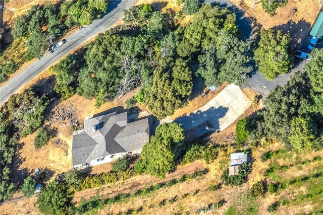 39065 Oak Glen Road, Oak Glen CA: https://media.crmls.org/medias/ecc5e6e9-ef21-4aef-b415-a1b164f90e92.jpg