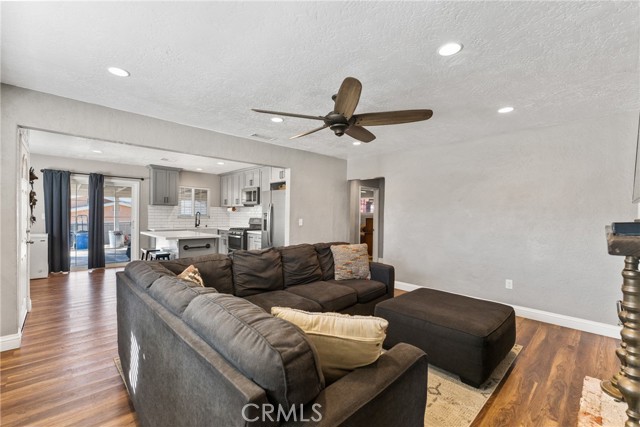 Image 5 of 43 For 5361 Cedar  