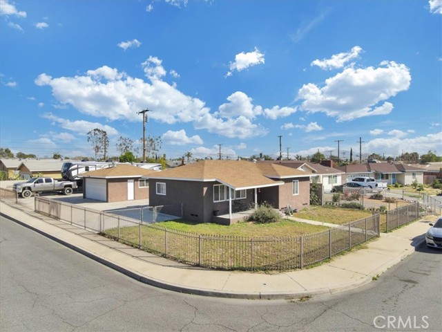 14887 Upland Ave, Fontana, CA 92335