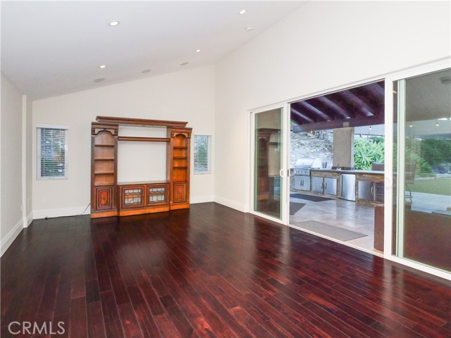 Detail Gallery Image 4 of 24 For 32 Silver Spring, Rolling Hills Estates,  CA 90274 - 4 Beds | 3 Baths