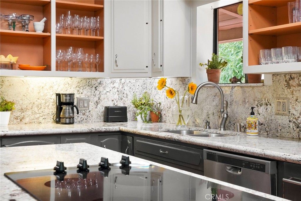 MLS #ND25240673 image #21