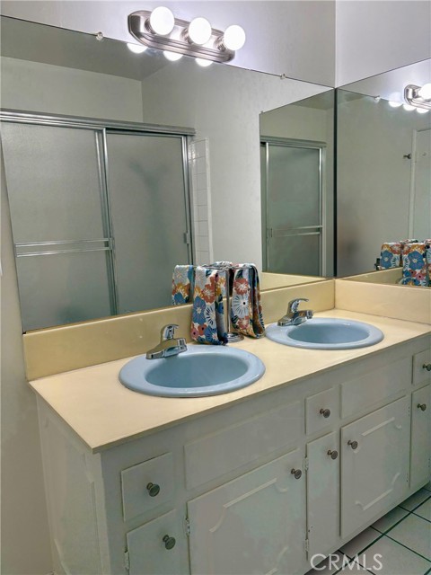 1570 Verde Vista Drive, Monterey Park CA: https://media.crmls.org/medias/ecca8b28-c460-4df9-aa64-40ed88f6a431.jpg