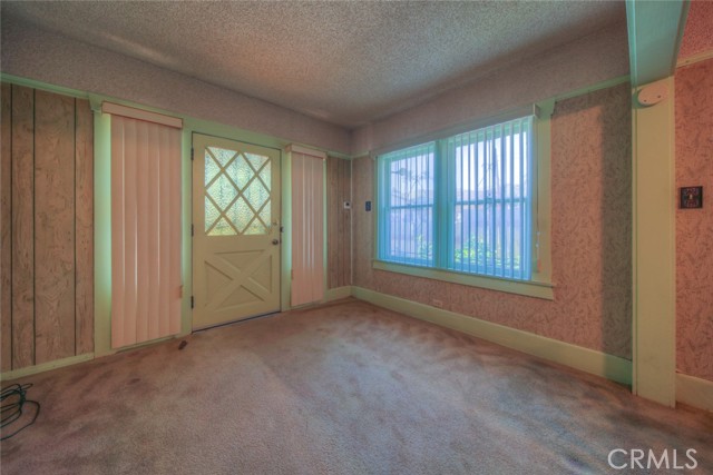 Detail Gallery Image 6 of 57 For 4202 Los Pinos Ave, San Diego,  CA 92113 - 3 Beds | 2 Baths