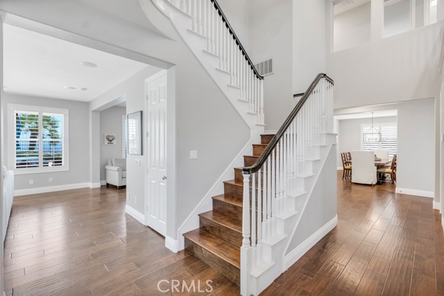 24234 Reyes Adobe Way, Valencia CA: https://media.crmls.org/medias/eccb11de-6910-4587-bf57-3c49a9655a63.jpg
