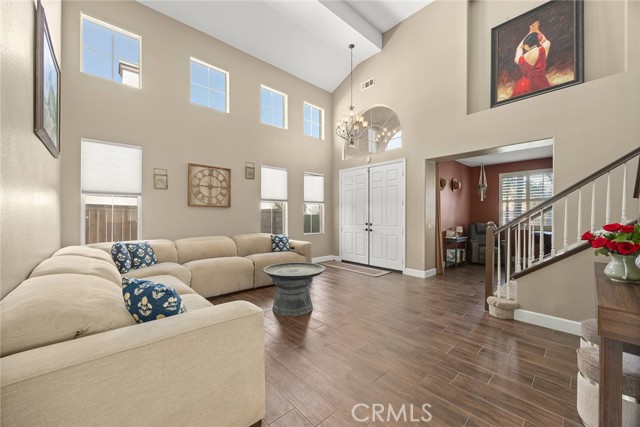 Detail Gallery Image 3 of 36 For 1832 Couples, Corona,  CA 92883 - 4 Beds | 2/1 Baths