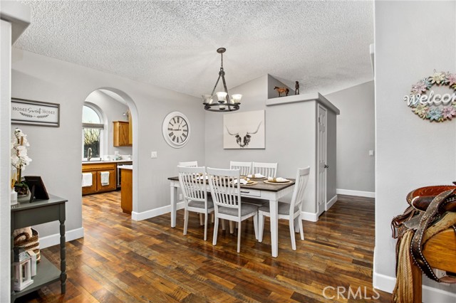 Detail Gallery Image 9 of 41 For 42815 42815 El Campo Road, Anza,  CA 92539 - 3 Beds | 3 Baths