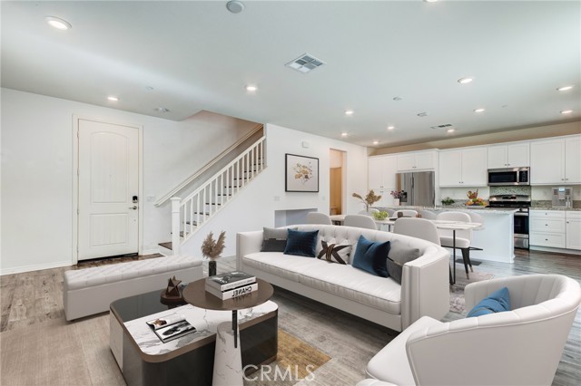 16540 Monteviejo, Fontana CA: https://media.crmls.org/medias/eccc5b99-9215-43ba-8e93-d744a8a66c1b.jpg