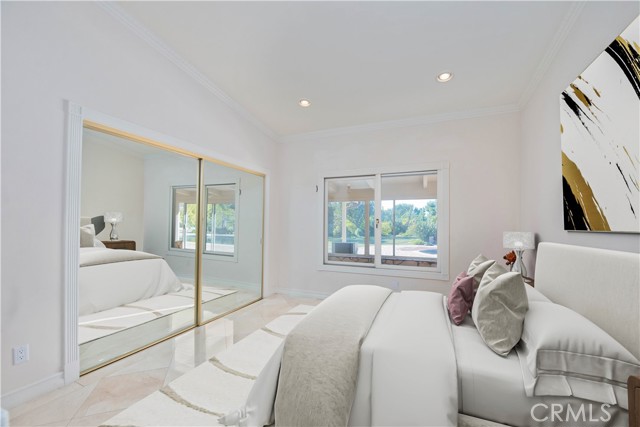 Detail Gallery Image 15 of 32 For 12521 Nedra, Granada Hills,  CA 91344 - 5 Beds | 4 Baths