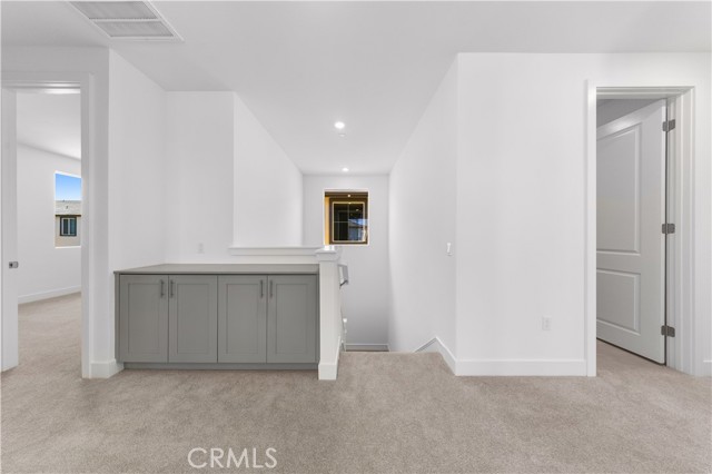 129 Great Park Blvd, Irvine CA: https://media.crmls.org/medias/ecce324e-c2cb-43c8-9dd4-6960669827c7.jpg