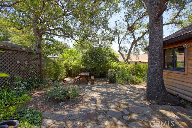 Detail Gallery Image 22 of 33 For 2057 Oakwood St, Pasadena,  CA 91104 - 2 Beds | 1 Baths