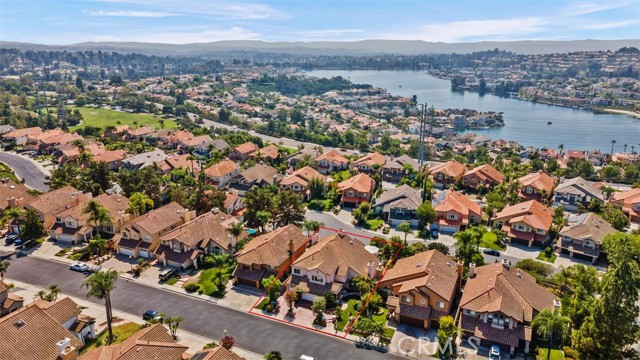 Detail Gallery Image 2 of 47 For 22401 Bayberry, Mission Viejo,  CA 92692 - 4 Beds | 3 Baths