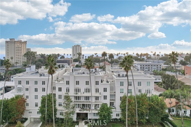 Detail Gallery Image 58 of 67 For 1040 4th #407,  Santa Monica,  CA 90403 - 3 Beds | 3/1 Baths