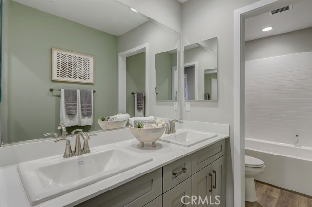 30973 Avenida Ramblas, Highland CA: https://media.crmls.org/medias/eccf4b7f-950d-4aa8-b696-9e5b6dc4aa5c.jpg