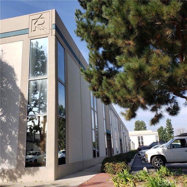 1820 E Garry Avenue #209-C