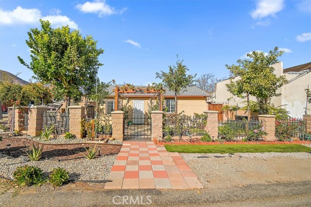 Detail Gallery Image 1 of 23 For 33041 Walls St, Lake Elsinore,  CA 92530 - 2 Beds | 1 Baths