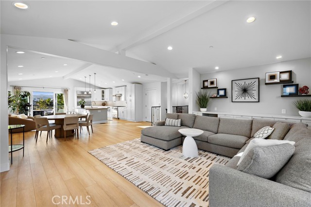 Detail Gallery Image 8 of 34 For 163 Calle Redondel, San Clemente,  CA 92672 - 3 Beds | 2/1 Baths