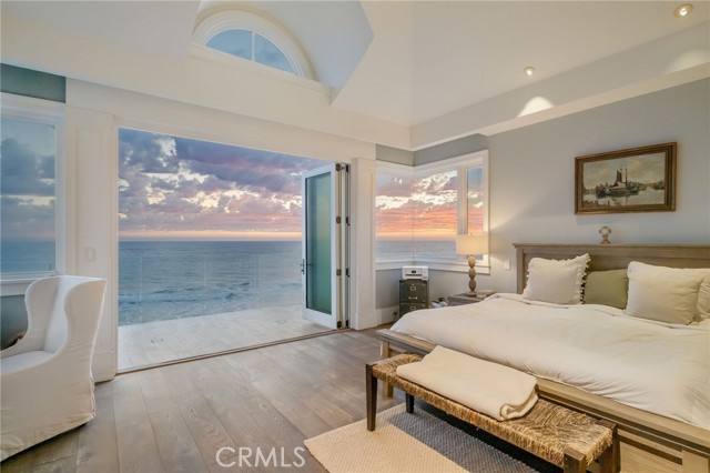 Detail Gallery Image 46 of 74 For 35167 Beach Road, Dana Point,  CA 92624 - 5 Beds | 4/1 Baths