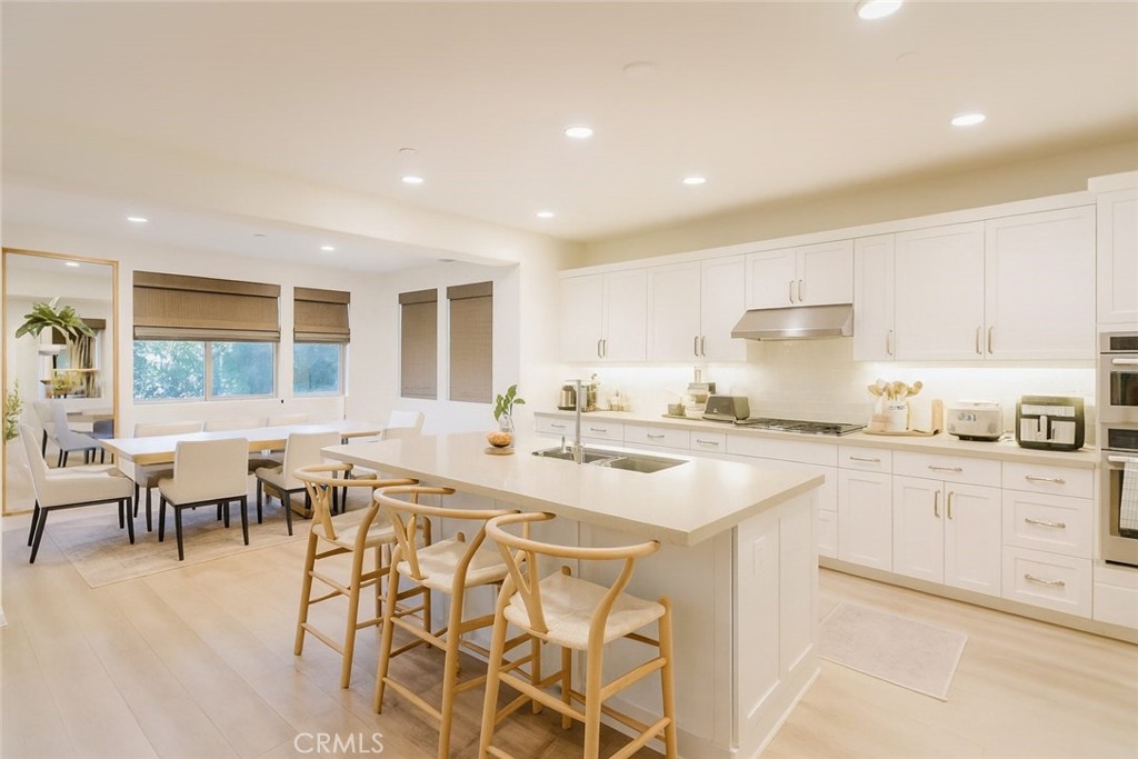 MLS #OC25263372 image #9