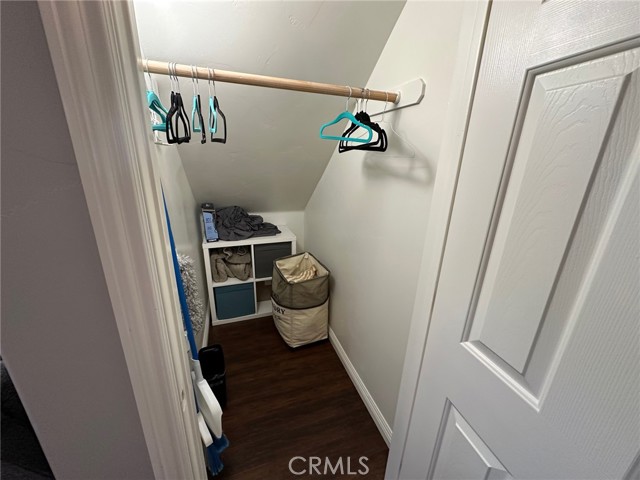 Detail Gallery Image 16 of 34 For 2551 Rim of the World Dr, Running Springs,  CA 92382 - 3 Beds | 2 Baths