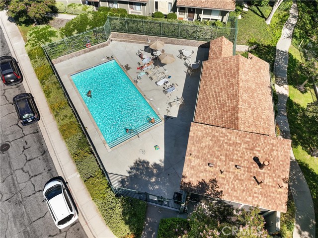 Detail Gallery Image 22 of 29 For 2680 La Paloma Cir, Thousand Oaks,  CA 91360 - 2 Beds | 1/1 Baths