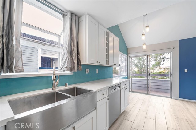 Detail Gallery Image 7 of 14 For 20329 Rue Crevier #546, Canyon Country,  CA 91351 - 2 Beds | 2 Baths