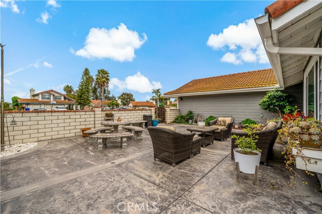 Detail Gallery Image 12 of 38 For 693 Picacho Ct, Oceanside,  CA 92057 - 3 Beds | 2 Baths