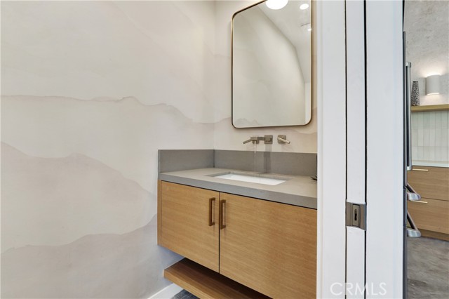 Detail Gallery Image 25 of 45 For 3949 Glenalbyn Dr, Los Angeles,  CA 90065 - 3 Beds | 2/1 Baths