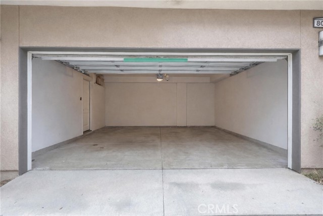 Detail Gallery Image 30 of 34 For 809 Brickyard Ln, Costa Mesa,  CA 92627 - 2 Beds | 2/2 Baths