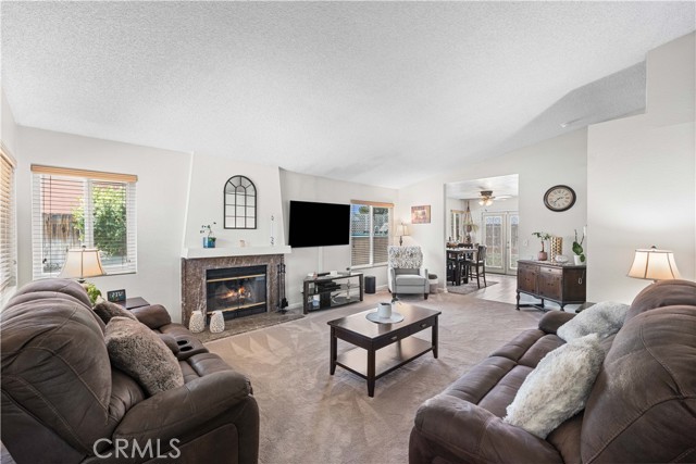 Detail Gallery Image 2 of 42 For 8413 Ironwood Ave, California City,  CA 93505 - 3 Beds | 2 Baths